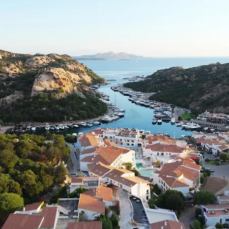W Sardinia - Poltu Quatu 酒店 5*
