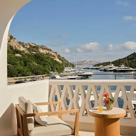 Hotel W Sardinia - Poltu Quatu
