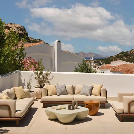 W Sardinia - Poltu Quatu Hotel Porto Cervo